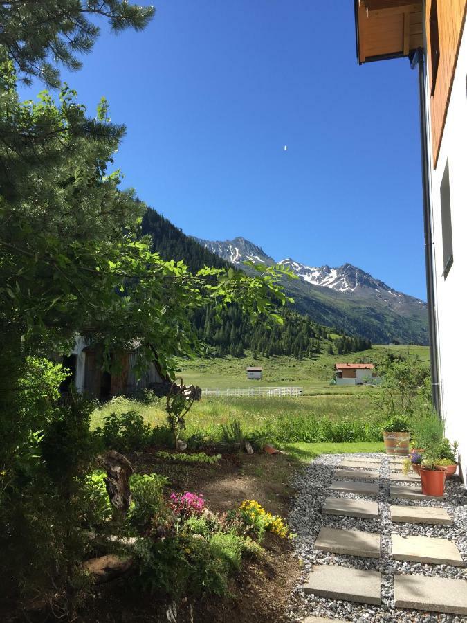Nonas B&B Galtür Zewnętrze zdjęcie